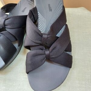 Cloudsteppers by Clarks Black Bow Sandals